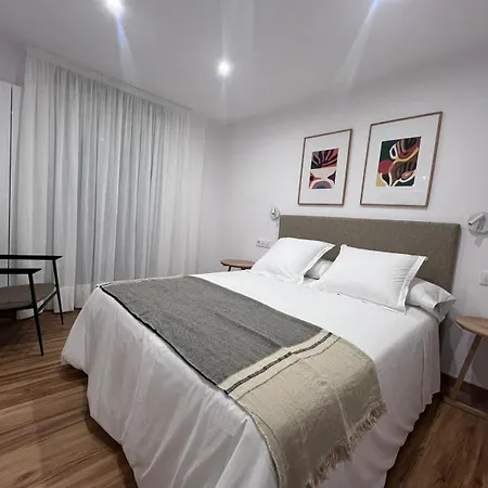 Aurora * ビラガルシーア・デ・アロウサ