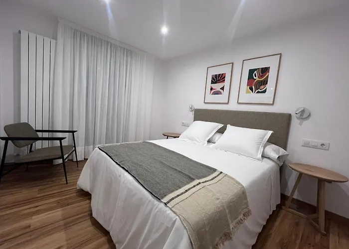 Aurora * וילאגרסיה דה ארוסה